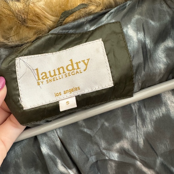 Puffer Jacket with Faux Fur Collar Laundry By Shelli Sega - Picture 4 of 5